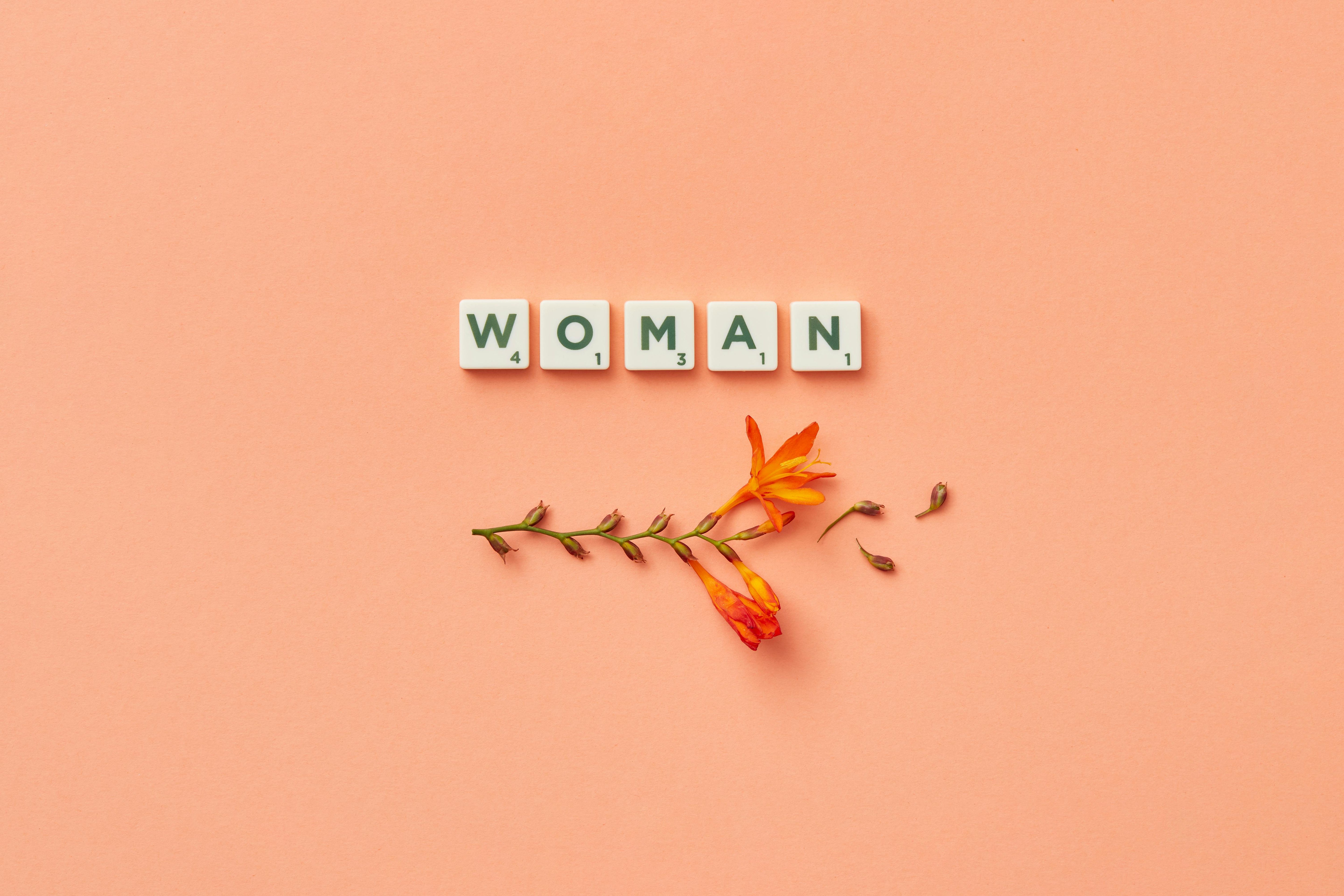 Periode & Wahlrecht: Wir feiern den Internationalen Frauentag!